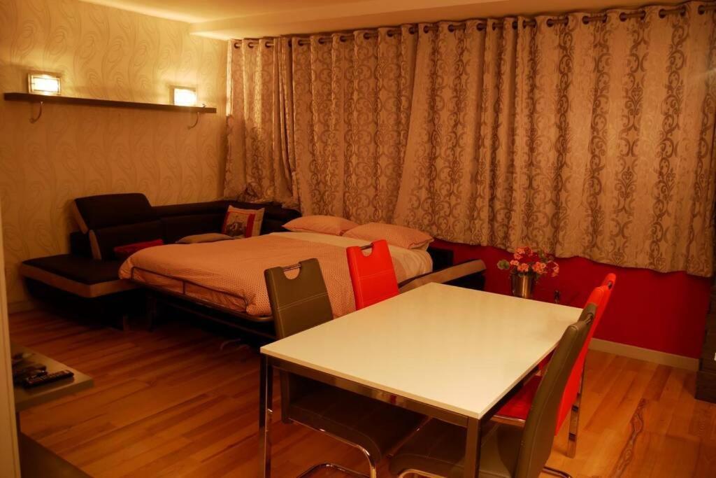 La Forclaz - Centre Ville & Lac, Balcon, Parking آنسي المظهر الخارجي الصورة